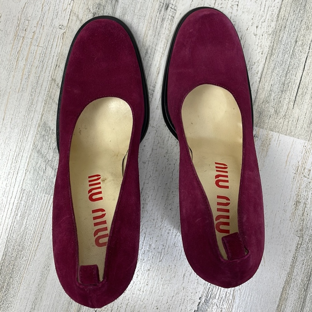 Miu Miu Fuchsia Suede Heels with Black Chunky Heel - Picture 8 of 14